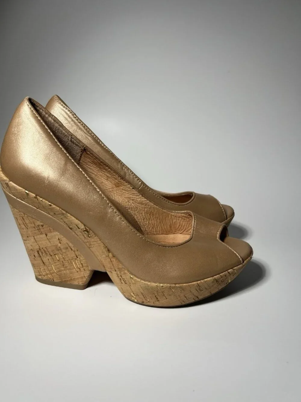 Sofft Olivia Bronze Leather Peep Toe Cork Wedge Pumps Women’s Size 7M